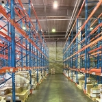 Trukkihylly pylväselementti 5400x1050 mm käytetty OPTIMA