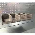 Laatikkokisko reikälevyyn 555 mm + 4 ottolaatikkoa 250x148x130mm harmaa