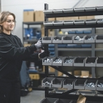 Siirrettävä laatikkoteline 972 x 613 x 1667